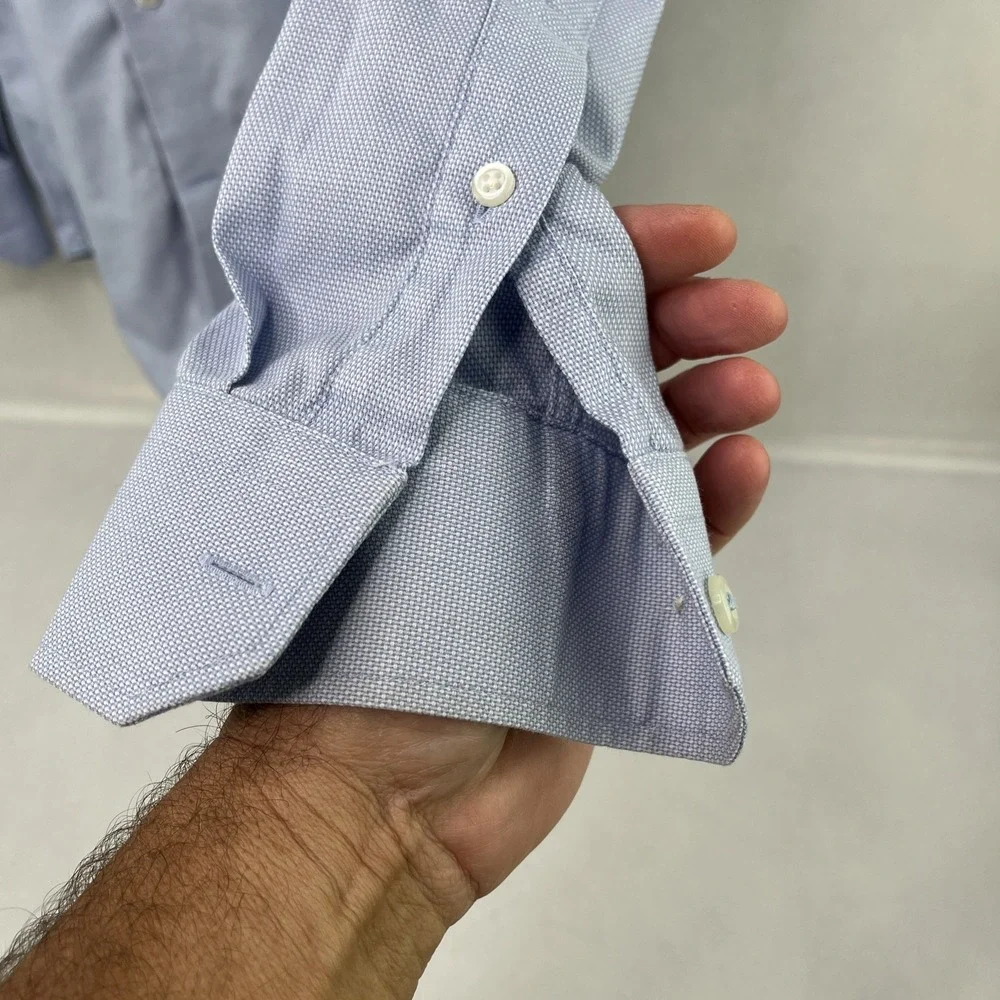 Banana Republic 100% Cotton Non-Iron Slim Fit Button Up Shirt Men's Small